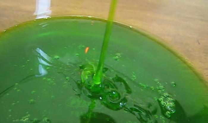 líquido verde