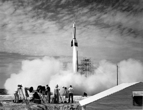 primeiros testes de foguetes antes da nasa